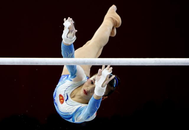 九游体育APP-全锦赛周雅琴邱祺缘完成7.2成套 奥运狙击拜尔斯?