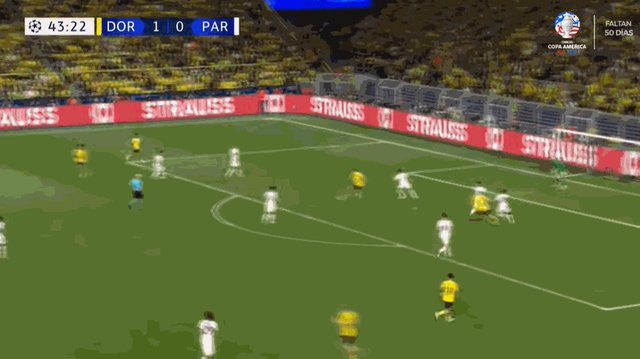 1714599035261068818.gif 扎比策劲射.gif