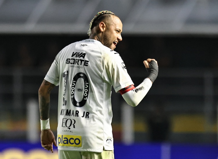 内马尔自2022年以来首次做到:单场打进2球&连续5场打满全场